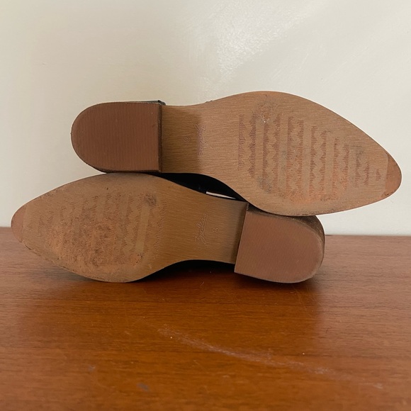 Zodiac Black Ankle Booties - Picture 7 of 10